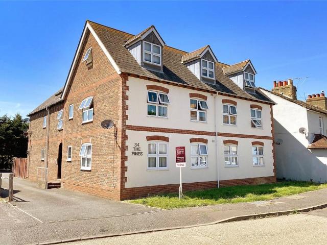 Flat for sale in Wick, Clapham