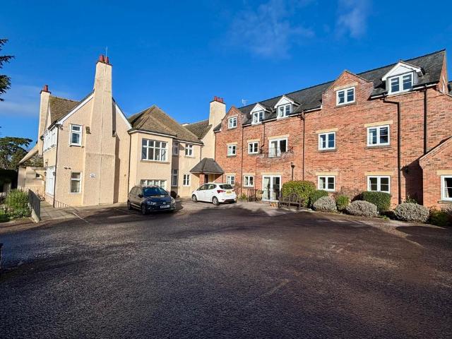 Flat for sale in Crookhill, Worcestershire