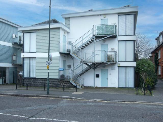 Flat for sale in Boscombe, Bournemouth