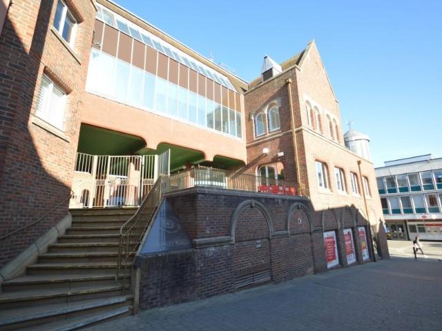 Flat for sale in Clewer Village, Windsor