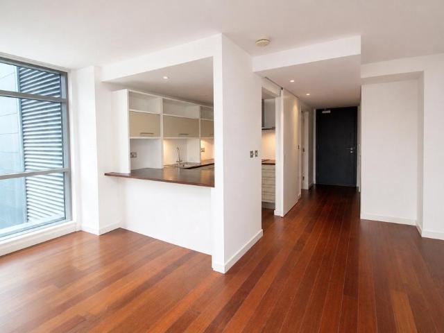 Flat for sale in Calderstones