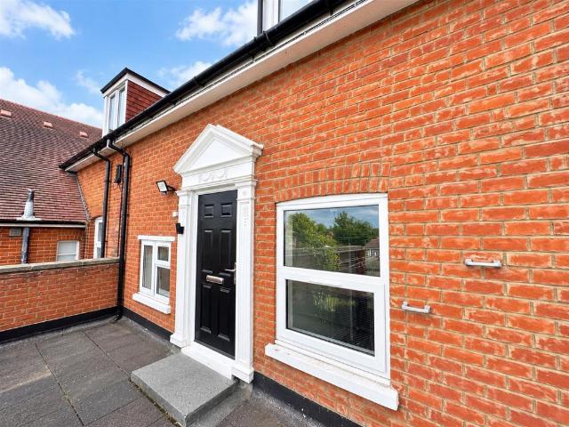 Flat for sale in Edenbrook, Hart