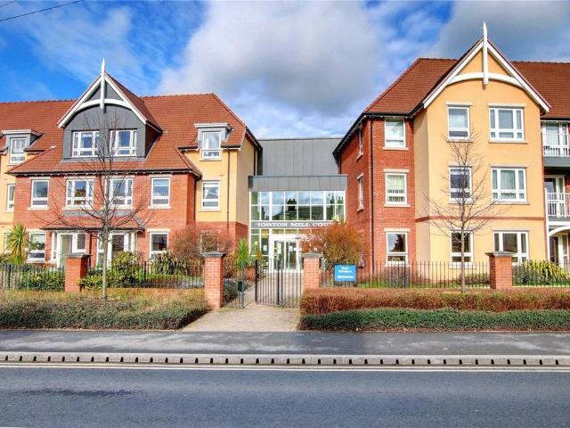 Flat for sale in Primsland, Crookhill