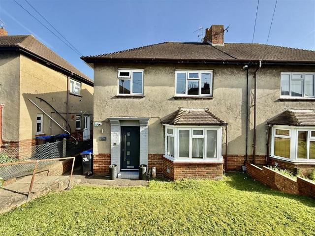 Flat for sale in Fishersgate, West Sussex