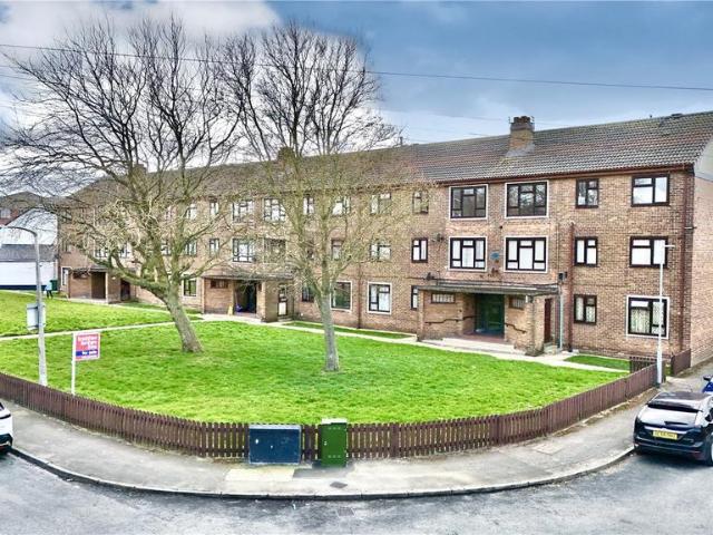 Flat for sale in Moreton, Wirral