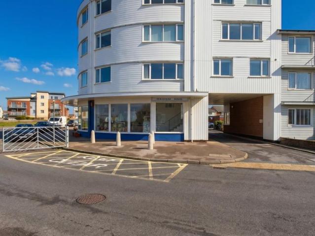 Flat for sale in Spring Vale, Hampshire