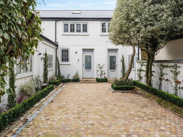 Flat for sale in Cat Hill, Isle Of Man