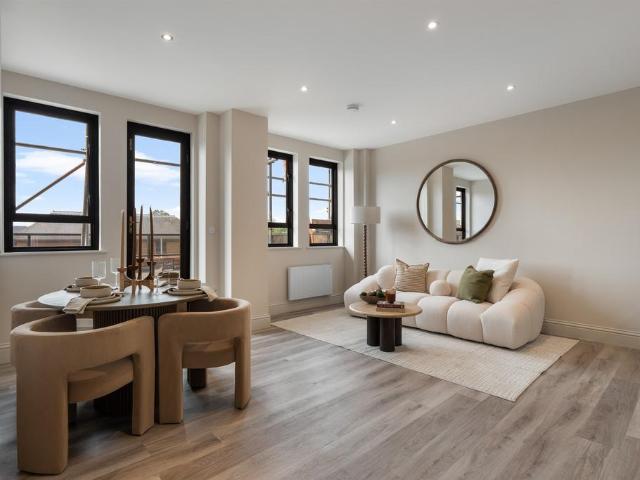 Flat for sale in Eastleigh, Helford