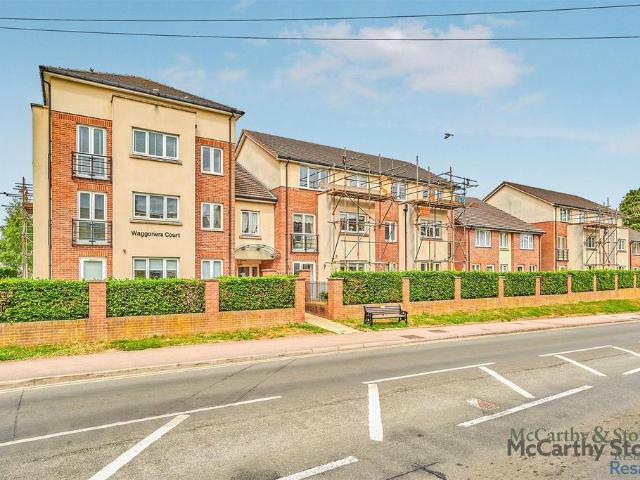 Flat for sale in Hockerill, East Hertfordshire