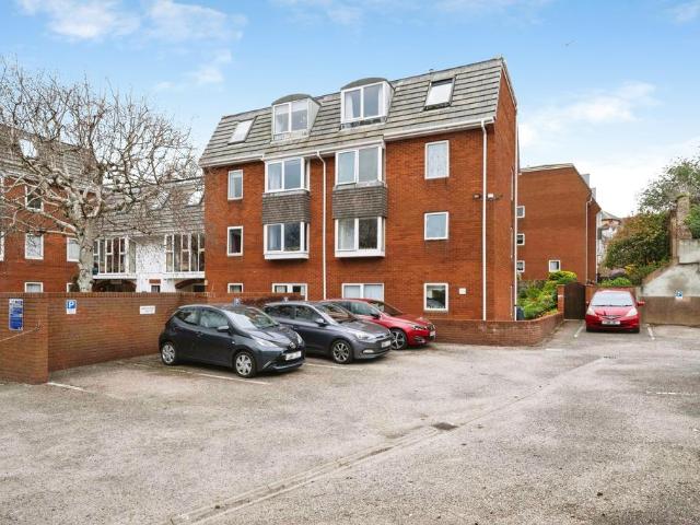 Flat for sale in Watergate, Devon
