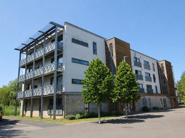 Flat for sale in Street, Somerset
