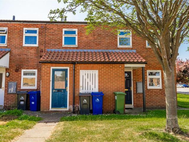 Flat for sale in Wybers Wood, Bradley