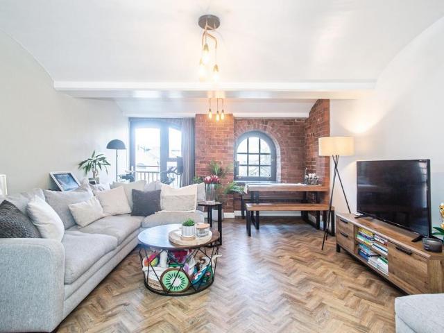 Flat for sale in City Centre, Georgia