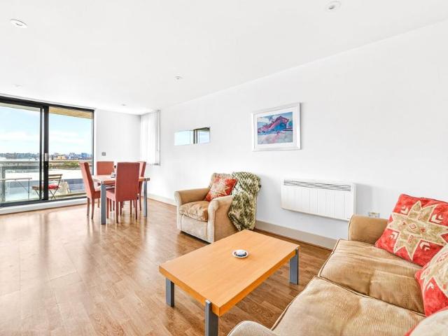 Flat for sale in The Odyssey, Isle Of Dogs