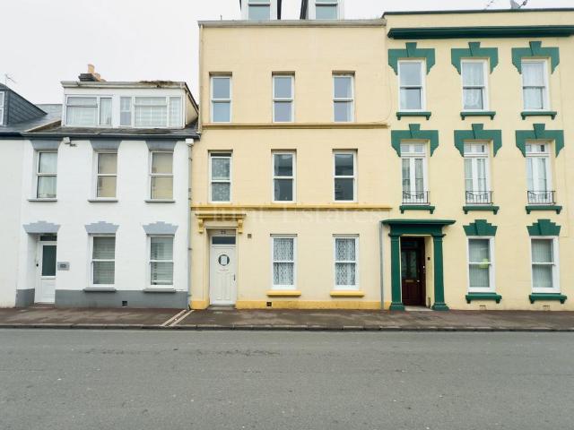Flat for sale in St Helier, Greater London