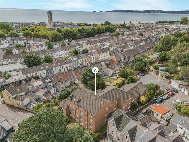 Flat for sale in Brynmill, Swansea