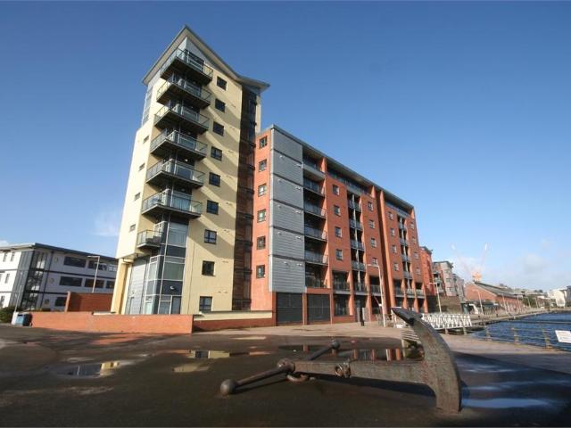 Flat for sale in SA1 Swansea Waterfront, Nangreaves