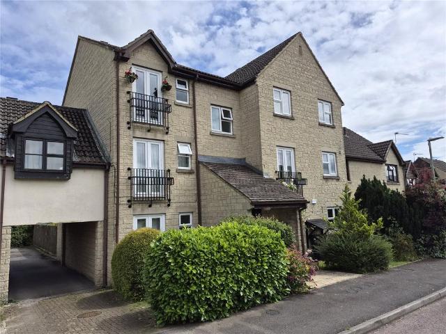 Flat for sale in Chesterton, Fossebridge