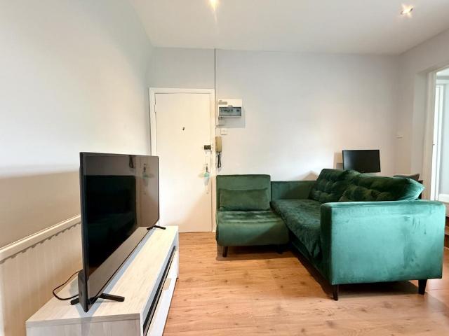 Flat for sale in London Borough of Croydon, Purley