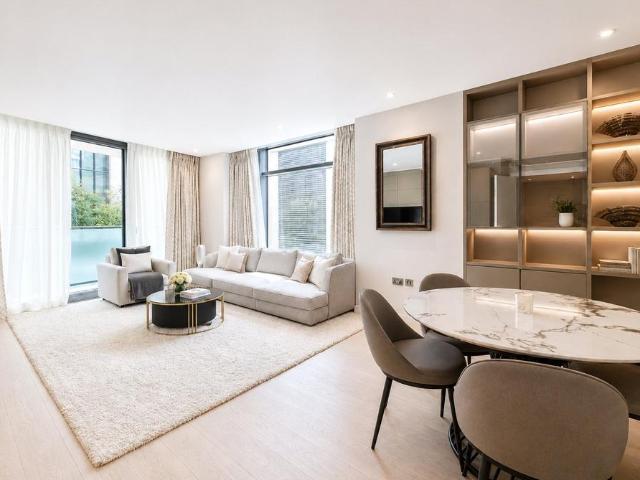 Flat for sale in Knightsbridge, Greater London