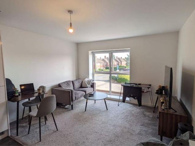 Flat for sale in Osmondthorpe, West Yorkshire