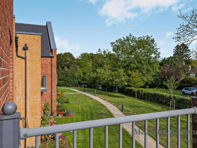 Flat for sale in Westfield View, Norwich