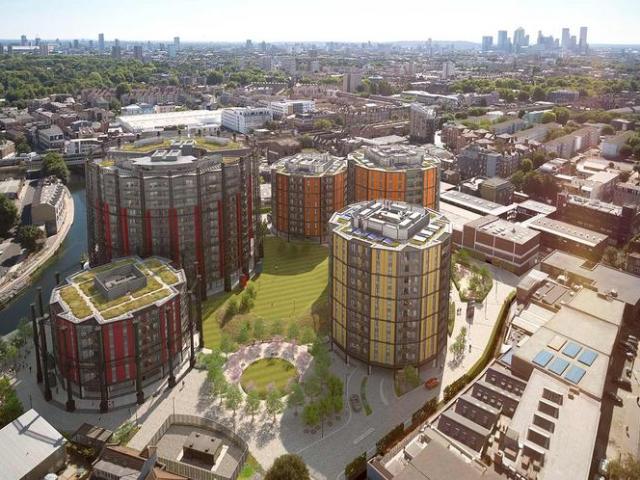 Flat for sale in London Borough of Tower Hamlets, Greater London
