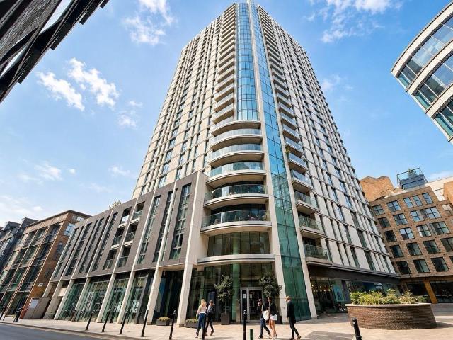Flat for sale in Spitalfields, Greater London