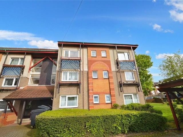 Flat for sale in Belle Isle, Leeds