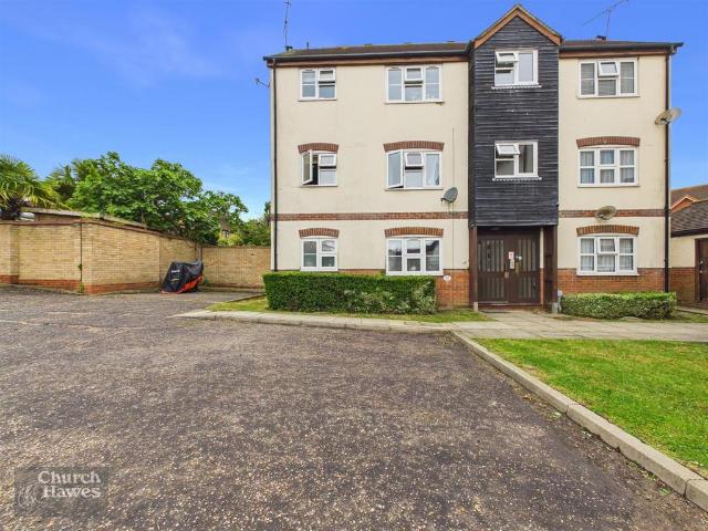 Flat for sale in Chelmsford, Essex