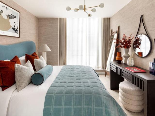 Flat for sale in Old Ford, Bow
