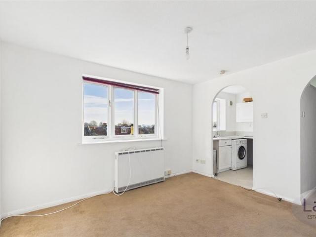 Flat for sale in Greater London