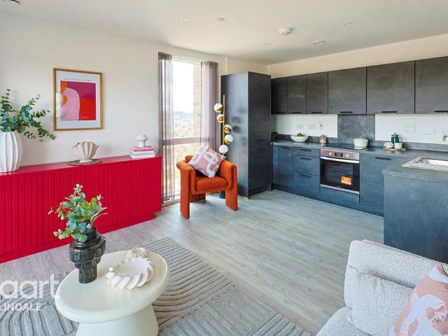 Flat for sale in Greater London