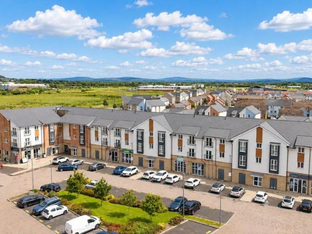 Flat for sale in Haywood Village, Weston-super-mare