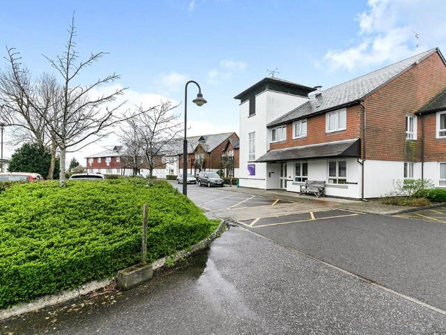 Flat for sale in Heathlands, East Sussex
