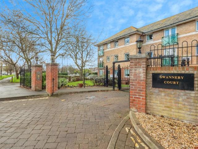 Flat for sale in Melcombe Regis, Weymouth