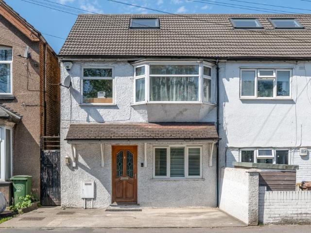 Flat for sale in Hackbridge, Isle Of Man