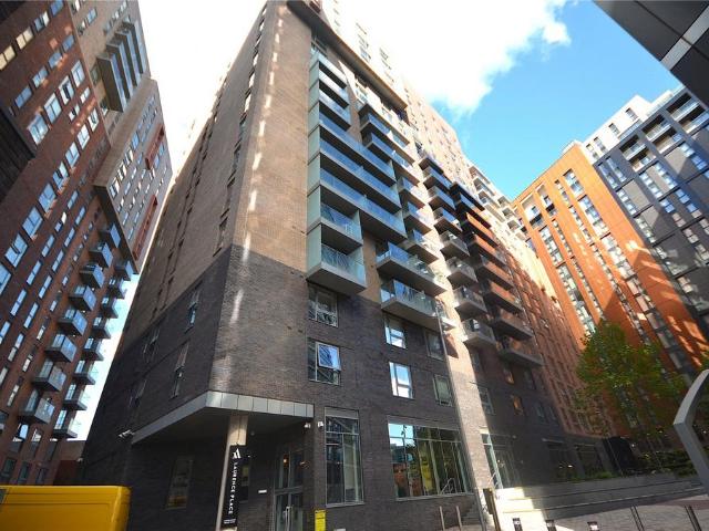 Flat for sale in City Centre, Salford