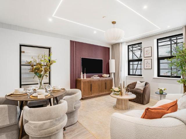 Flat for sale in St Albans