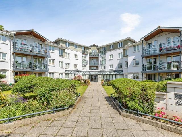 Flat for sale in North Weston, Portishead