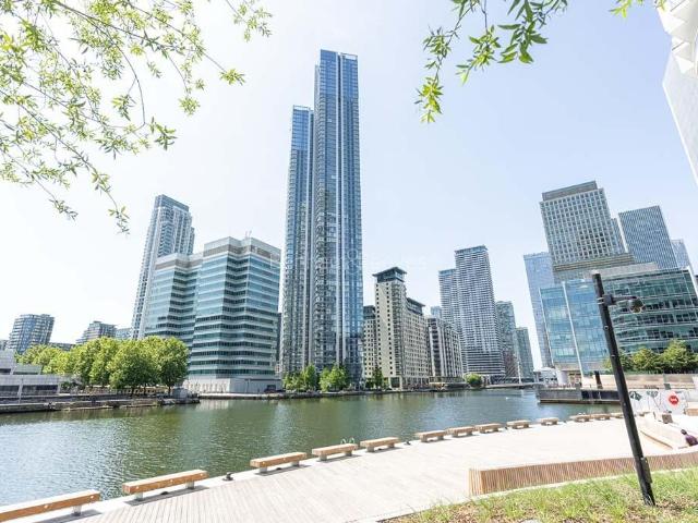 Flat for sale in London Borough of Tower Hamlets, Greater London