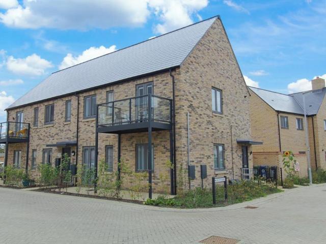 Flat for sale in St. Neots, Huntingdonshire