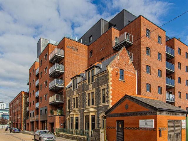 Flat for sale in Falcon Lodge, Wales