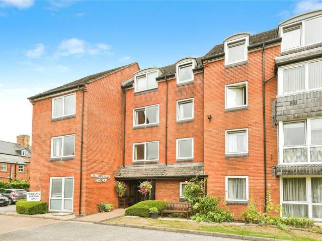 Flat for sale in Chesterton, Fossebridge