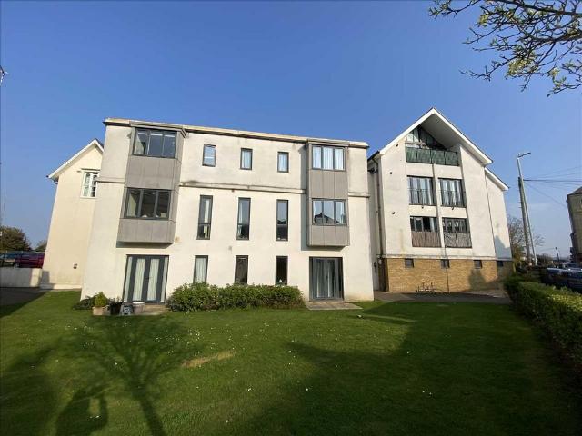 Flat for sale in Hamerton, Kent