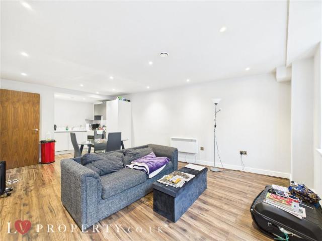 Flat for sale in Jewellery Quarter, West Midlands