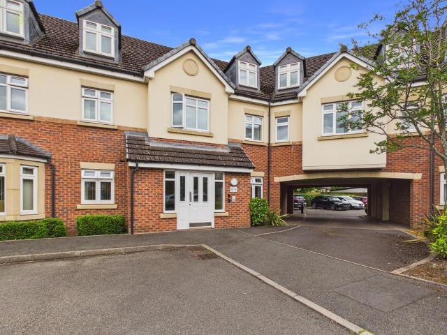 Flat for sale in West Midlands