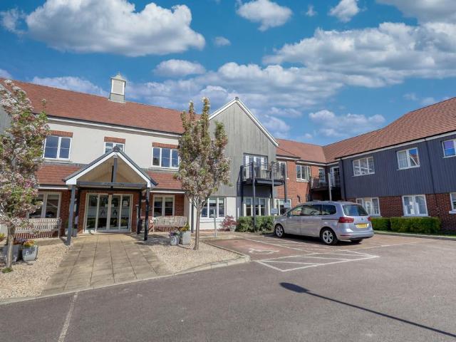 Flat for sale in Princes Risborough, Buckinghamshire