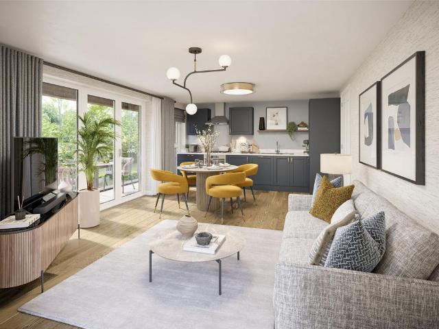 Flat for sale in North Wroughton, Swindon