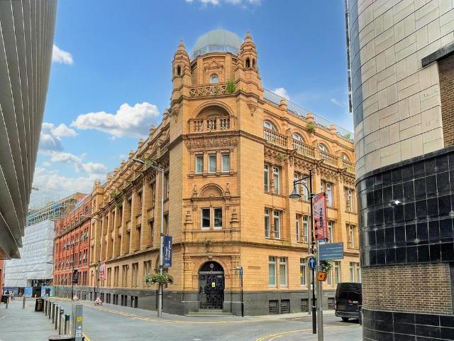 Flat for sale in St Matthew's, Old Wharf